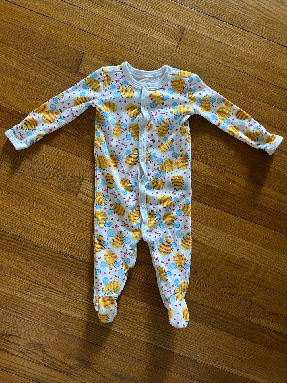 Hart + land “bee mine” footed sleeper onesie 0-3M